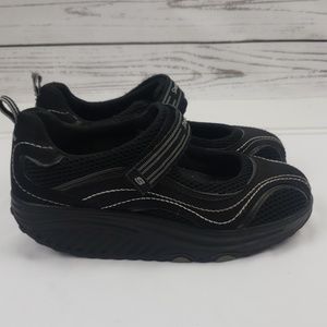 Skechers Shape Ups Women's Sz 6.5 Mary Jane Black